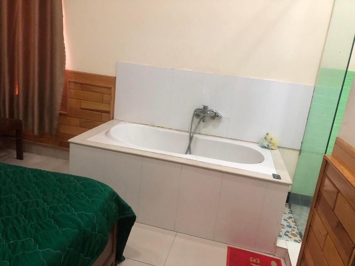 Hoàng Gia Bảo Hotel Kon Tum Ngoại thất bức ảnh
